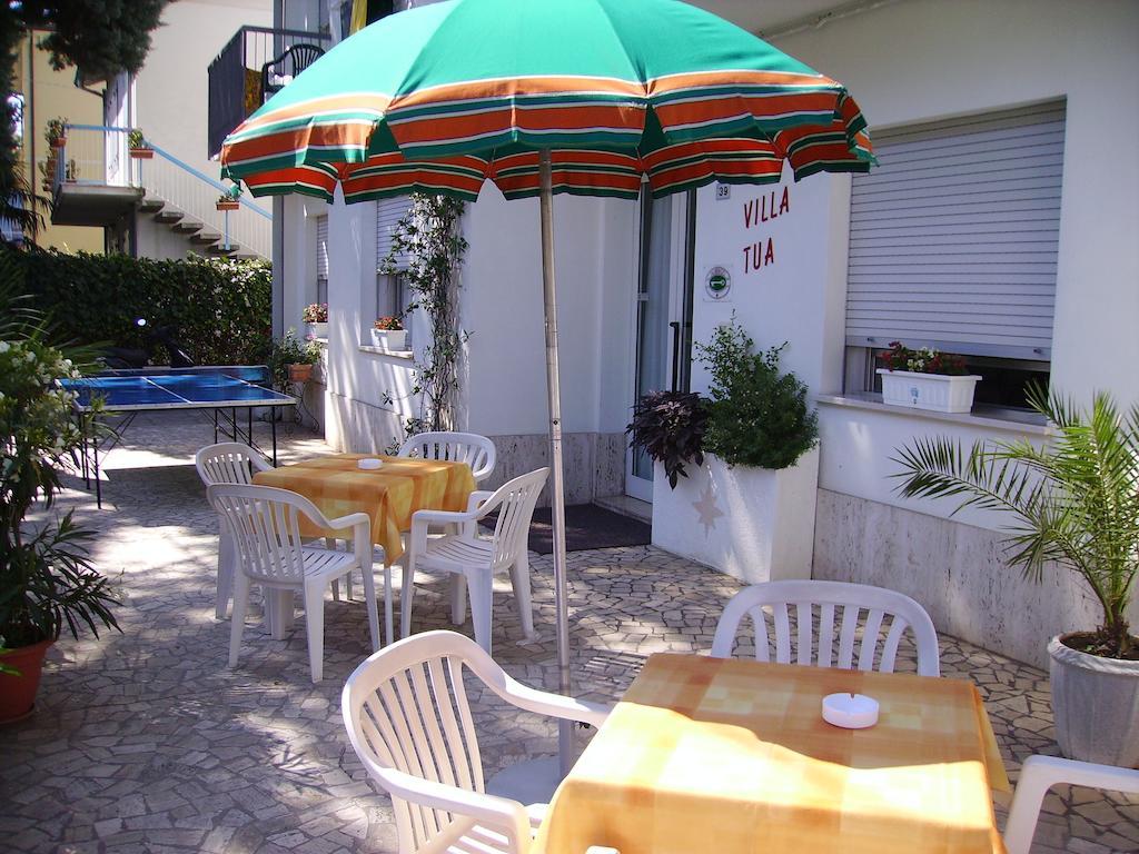 Hotel Villa Tua Riccione Bagian luar foto